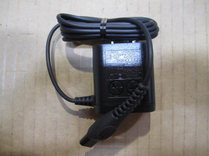 Philips Power Plug (422203623771).jpg